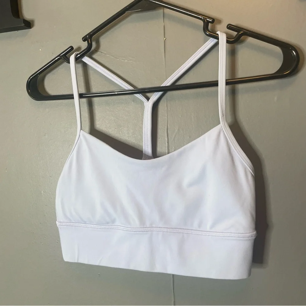 Lululemon Flow Y Bra‎ Longline Nulu *Light Support, A–C Cups Pastel Blue 6
